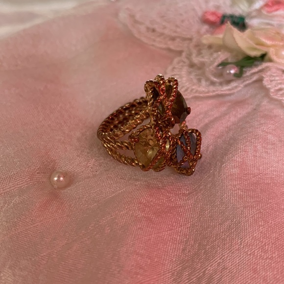 Ring - Picture 2 of 5